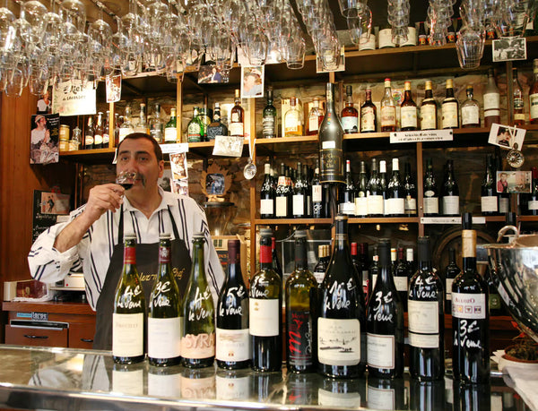 La Cave des Voyageurs : un des plus vieux bars à vin de Lyon