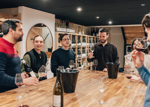 Merger of Les Grappes and Vins Étonnants into a single platform for wines from independent winemakers