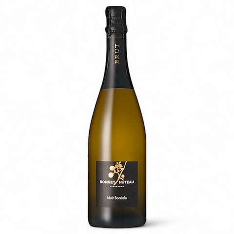 A bottle of Nuit Boréale Brut wine from the Vignerons de nature winery
